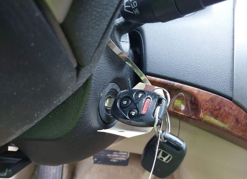 Photo 11 of 2012 Honda Accord 2.4 EX-L (VIN 1HGCP2F88CA204028)