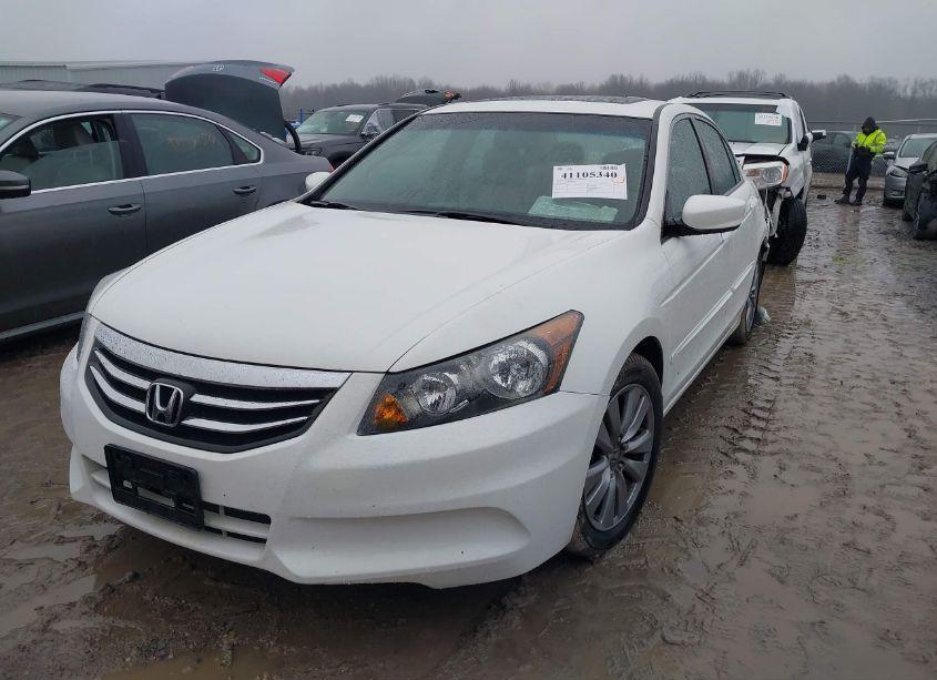 Photo 2 of 2012 Honda Accord 2.4 EX-L (VIN 1HGCP2F88CA204028)