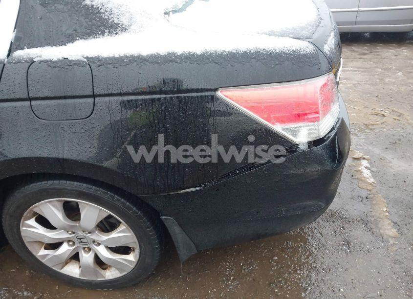 Photo 17 of 2010 Honda Accord 2.4 EX-L (VIN 1HGCP2F89AA076248)