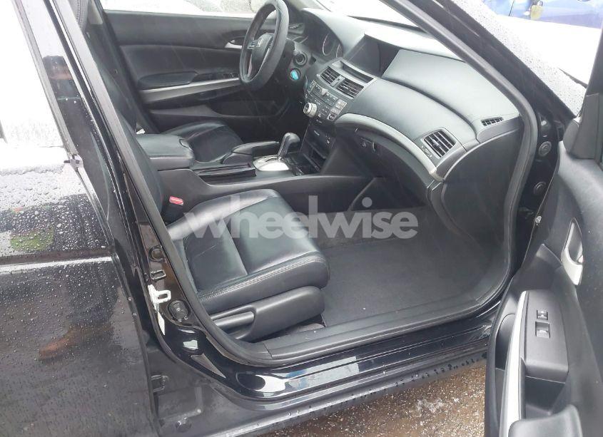 Photo 5 of 2010 Honda Accord 2.4 EX-L (VIN 1HGCP2F89AA076248)