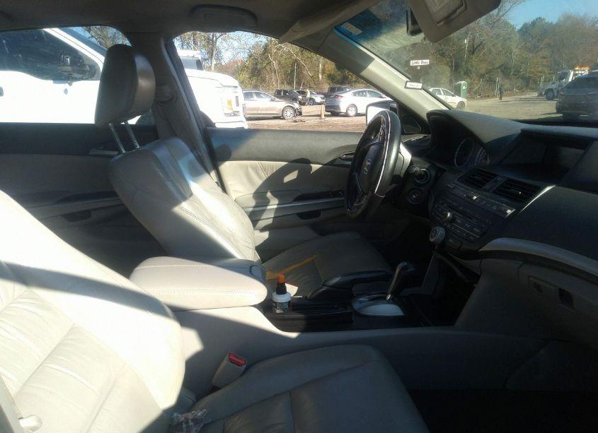 Photo 5 of 2010 Honda Accord 2.4 EX-L (VIN 1HGCP2F89AA085483)