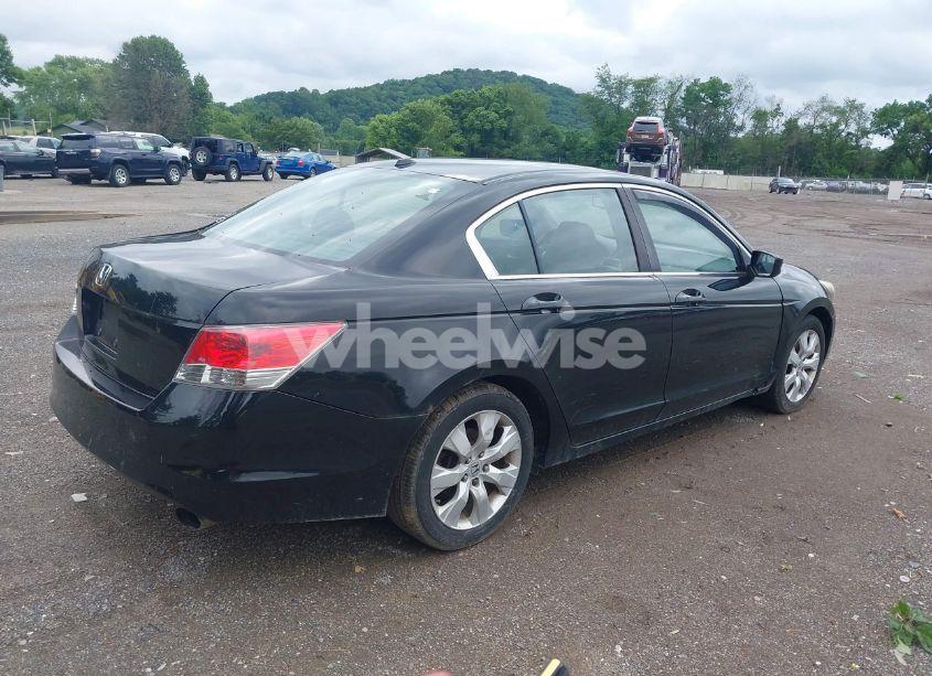 Photo 4 of 2010 Honda Accord 2.4 EX-L (VIN 1HGCP2F89AA180674)
