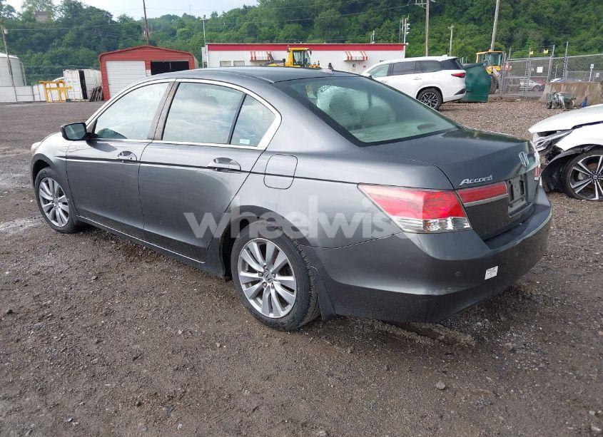 Photo 3 of 2011 Honda Accord 2.4 EX-L (VIN 1HGCP2F89BA013037)