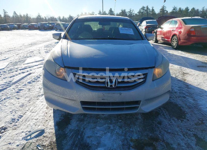 Photo 13 of 2011 Honda Accord 2.4 EX-L (VIN 1HGCP2F89BA034292)