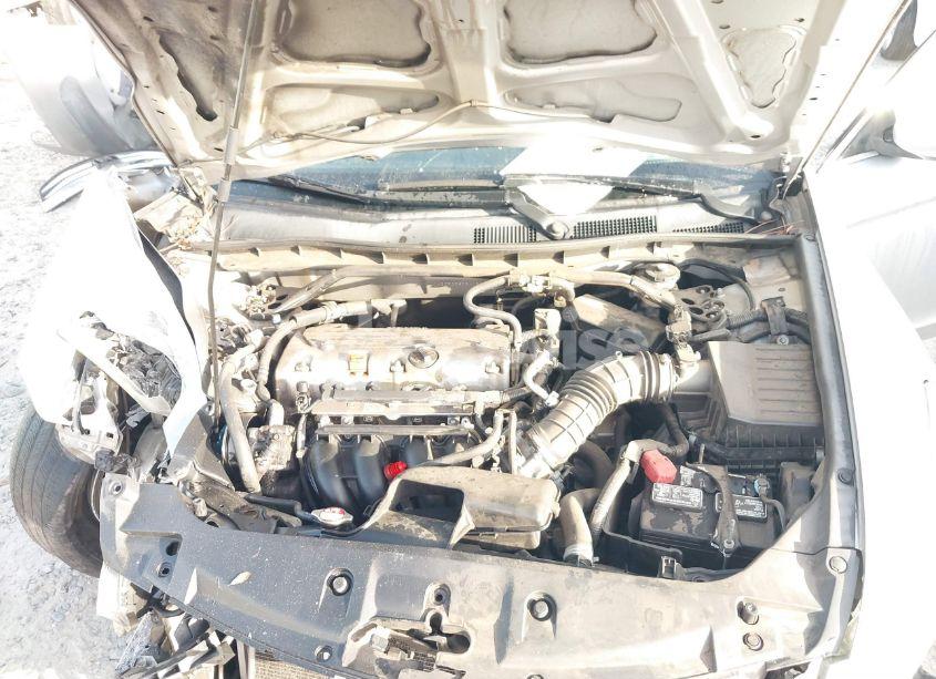 Photo 10 of 2011 Honda Accord 2.4 EX-L (VIN 1HGCP2F89BA083671)