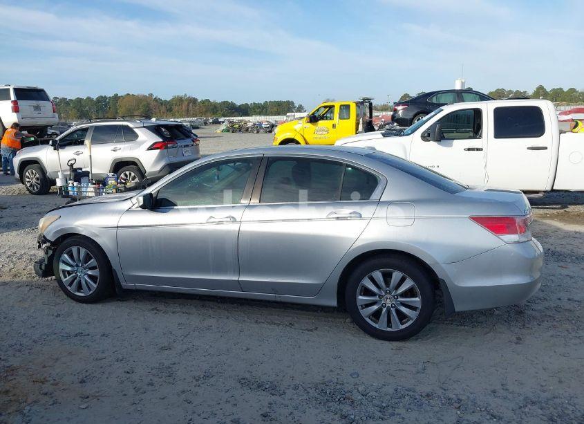 Photo 14 of 2011 Honda Accord 2.4 EX-L (VIN 1HGCP2F89BA083671)