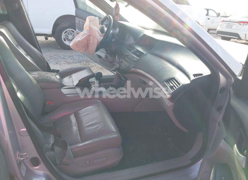 Photo 5 of 2011 Honda Accord 2.4 EX-L (VIN 1HGCP2F89BA083671)