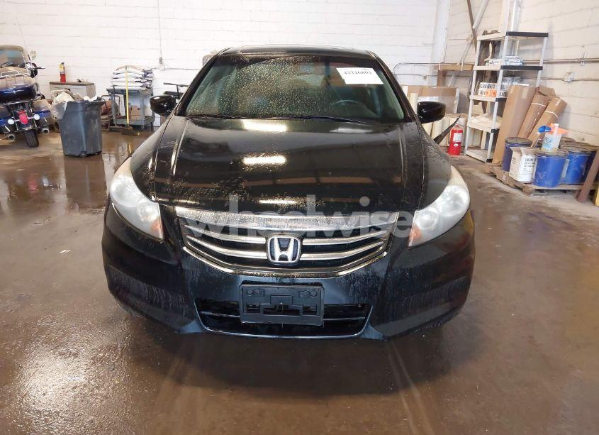 Photo 12 of 2011 Honda Accord 2.4 EX-L (VIN 1HGCP2F89BA100162)