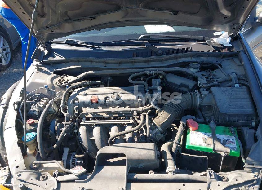 Photo 10 of 2011 Honda Accord 2.4 EX-L (VIN 1HGCP2F89BA102994)