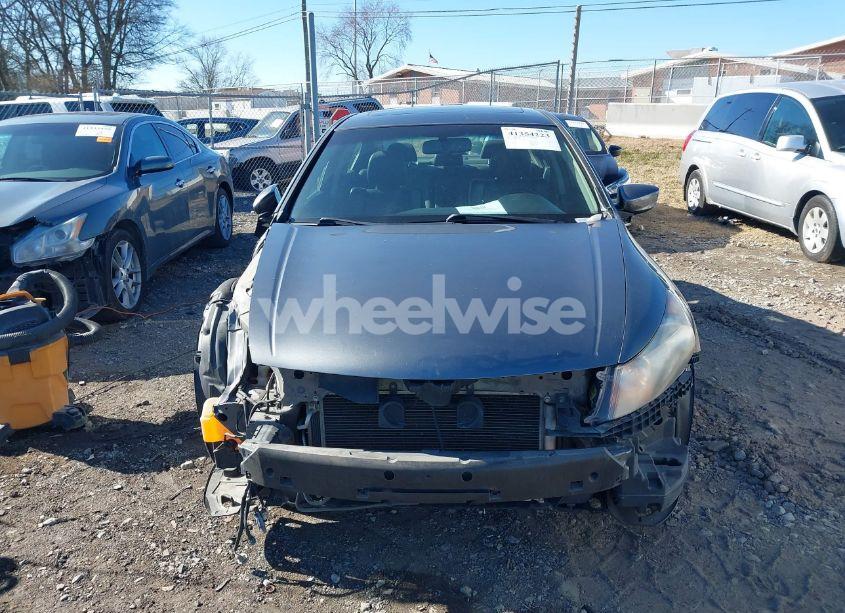 Photo 13 of 2011 Honda Accord 2.4 EX-L (VIN 1HGCP2F89BA102994)