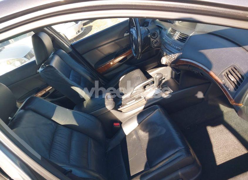 Photo 5 of 2011 Honda Accord 2.4 EX-L (VIN 1HGCP2F89BA102994)