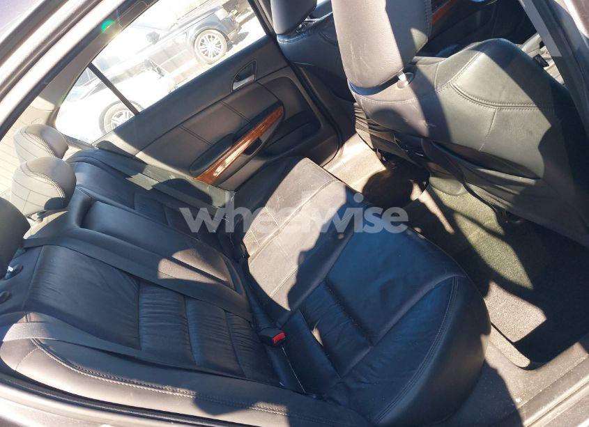 Photo 8 of 2011 Honda Accord 2.4 EX-L (VIN 1HGCP2F89BA102994)