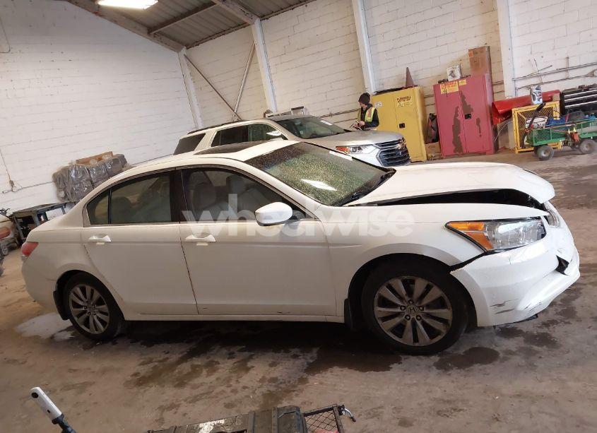 Photo 13 of 2012 Honda Accord 2.4 EX-L (VIN 1HGCP2F89CA070548)