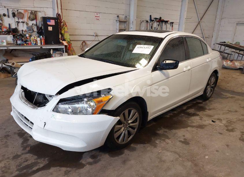 Photo 2 of 2012 Honda Accord 2.4 EX-L (VIN 1HGCP2F89CA070548)