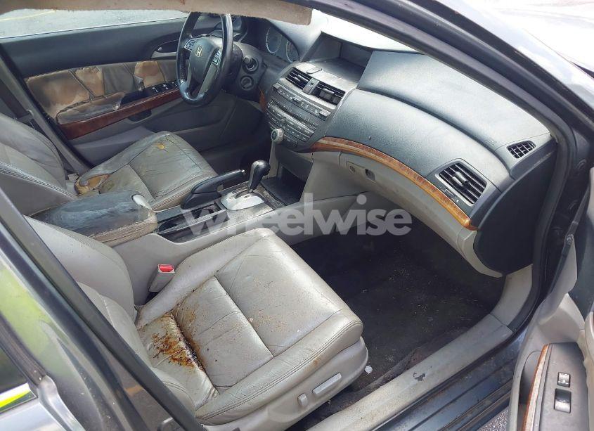 Photo 5 of 2012 Honda Accord 2.4 EX-L (VIN 1HGCP2F89CA082196)