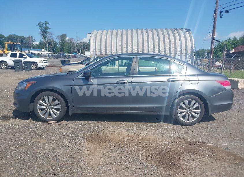 Photo 14 of 2012 Honda Accord 2.4 EX-L (VIN 1HGCP2F89CA082697)