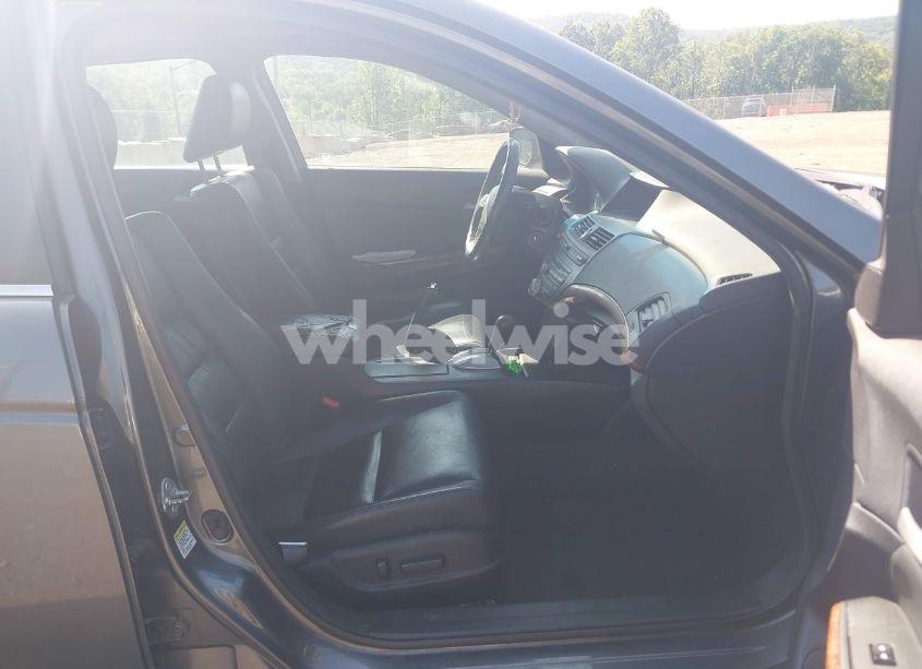 Photo 5 of 2012 Honda Accord 2.4 EX-L (VIN 1HGCP2F89CA082697)