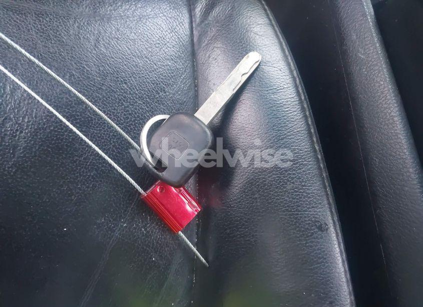 Photo 11 of 2010 Honda Accord 2.4 EX-L (VIN 1HGCP2F8XAA004202)