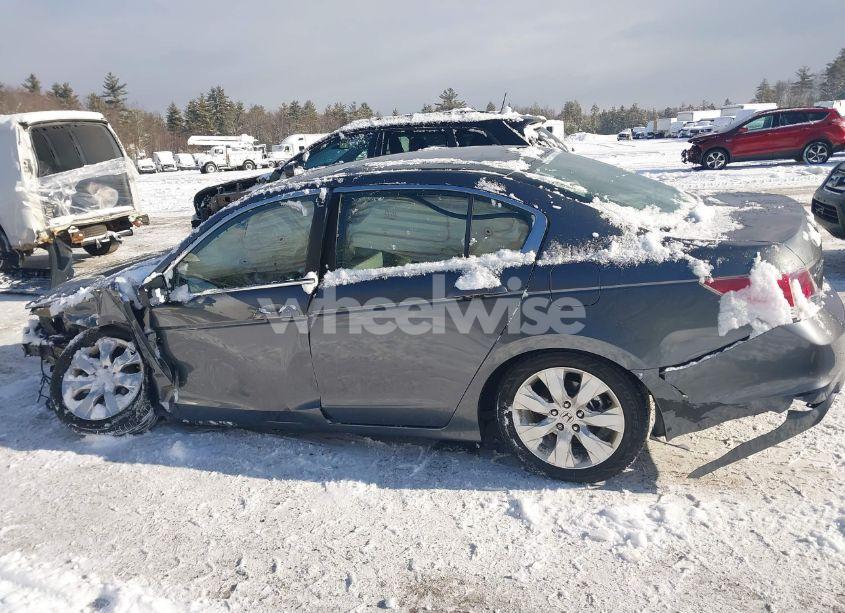 Photo 15 of 2010 Honda Accord 2.4 EX-L (VIN 1HGCP2F8XAA009240)