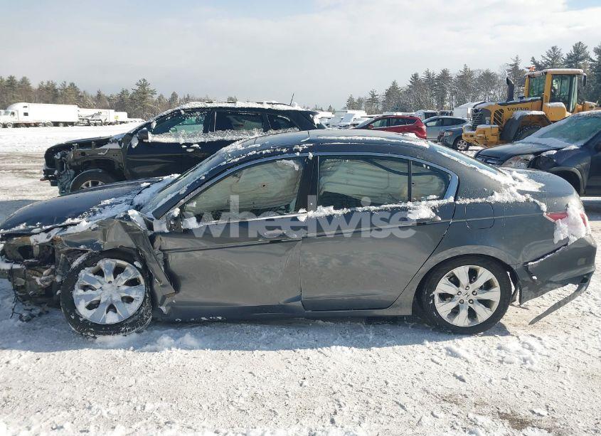 Photo 6 of 2010 Honda Accord 2.4 EX-L (VIN 1HGCP2F8XAA009240)