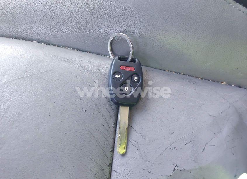 Photo 11 of 2010 Honda Accord SDN 2.4 EX-L/EX-L (VIN 1HGCP2F8XAA066215)