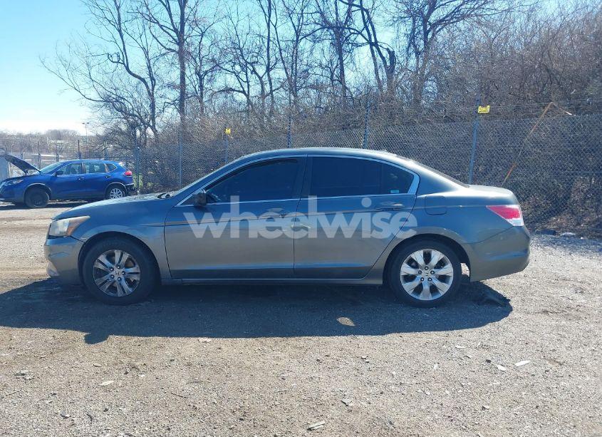 Photo 15 of 2010 Honda Accord SDN 2.4 EX-L/EX-L (VIN 1HGCP2F8XAA066215)