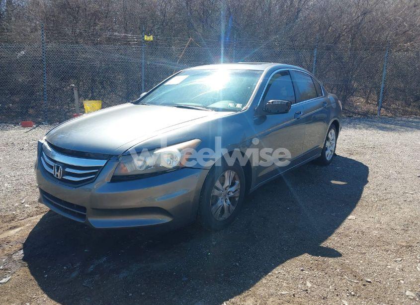 Photo 2 of 2010 Honda Accord SDN 2.4 EX-L/EX-L (VIN 1HGCP2F8XAA066215)