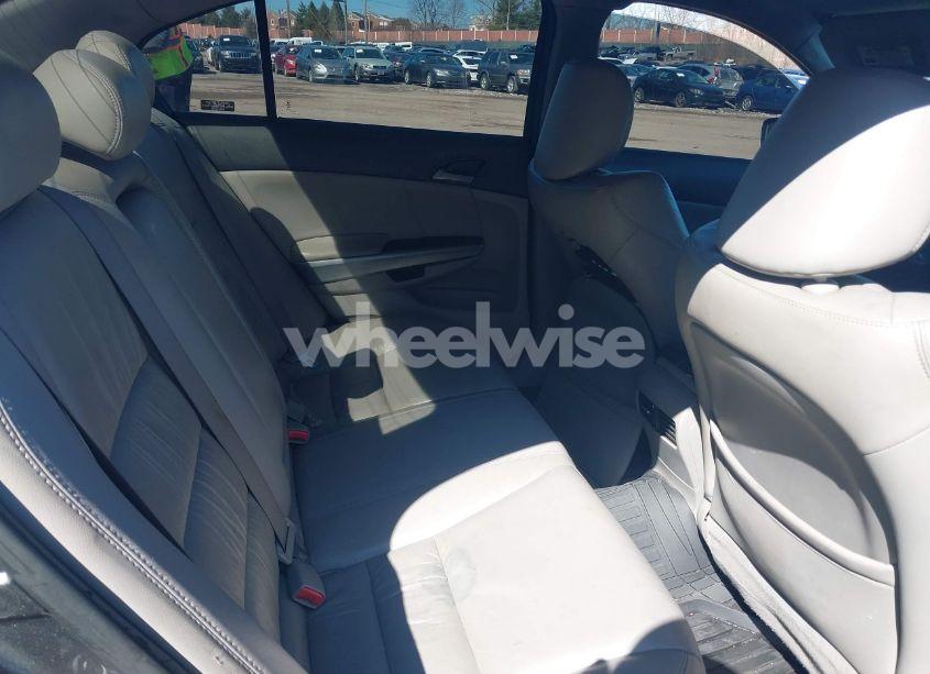 Photo 8 of 2010 Honda Accord SDN 2.4 EX-L/EX-L (VIN 1HGCP2F8XAA066215)