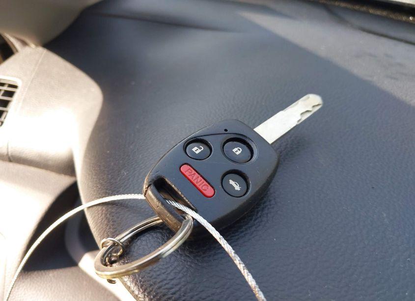 Photo 11 of 2010 Honda Accord 2.4 EX-L (VIN 1HGCP2F8XAA093463)