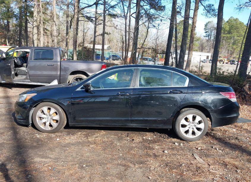 Photo 14 of 2010 Honda Accord 2.4 EX-L (VIN 1HGCP2F8XAA093463)