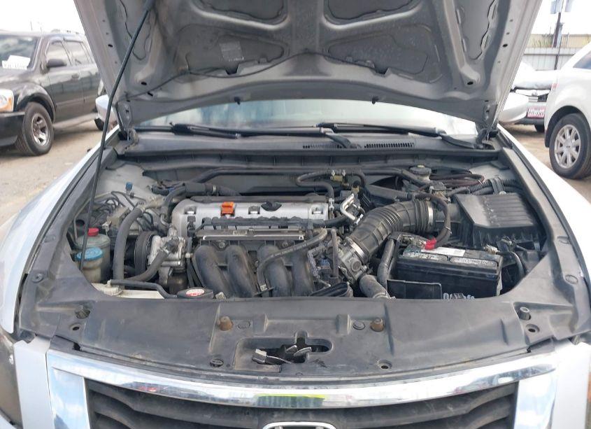 Photo 10 of 2010 Honda Accord 2.4 EX-L (VIN 1HGCP2F8XAA103960)