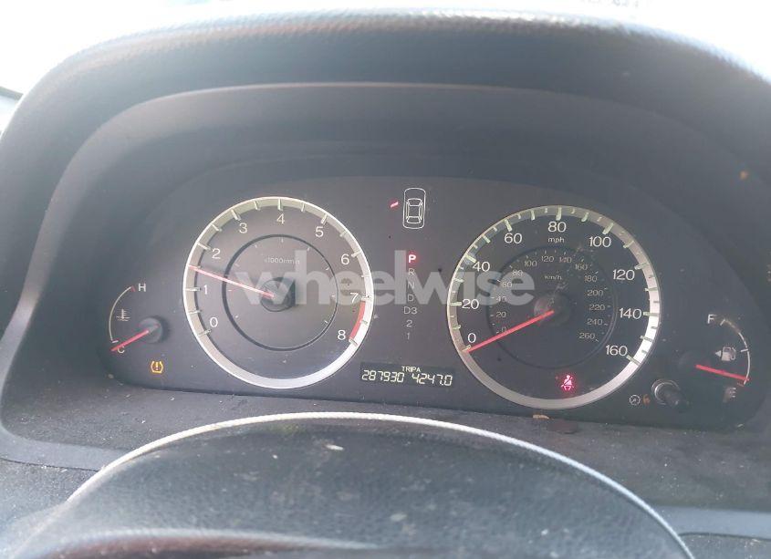 Photo 7 of 2010 Honda Accord 2.4 EX-L (VIN 1HGCP2F8XAA127952)