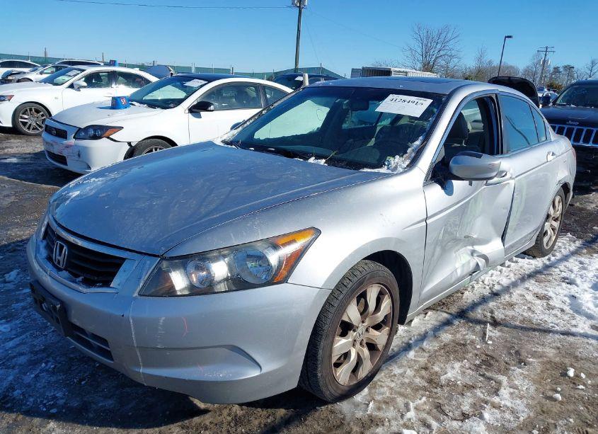 Photo 2 of 2010 Honda Accord 2.4 EX-L (VIN 1HGCP2F8XAA134013)