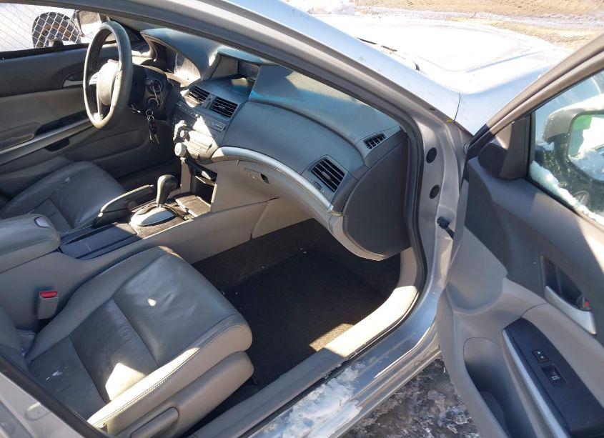 Photo 5 of 2010 Honda Accord 2.4 EX-L (VIN 1HGCP2F8XAA134013)