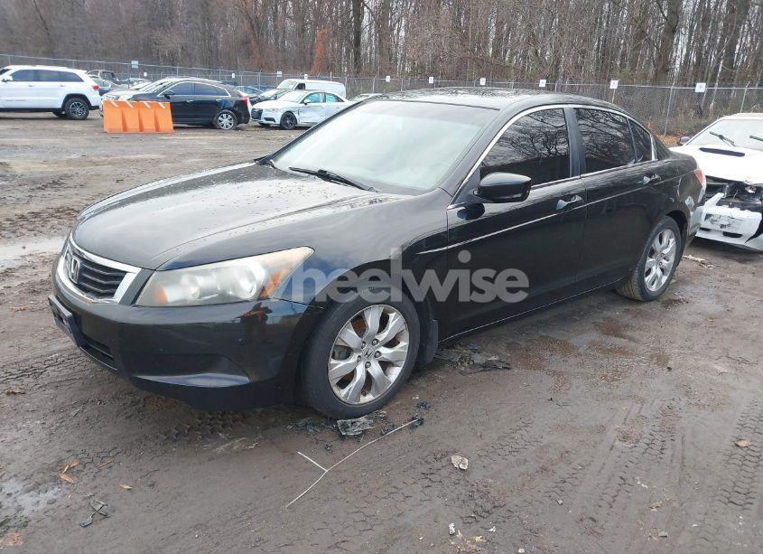 Photo 2 of 2010 Honda Accord 2.4 EX-L (VIN 1HGCP2F8XAA152463)