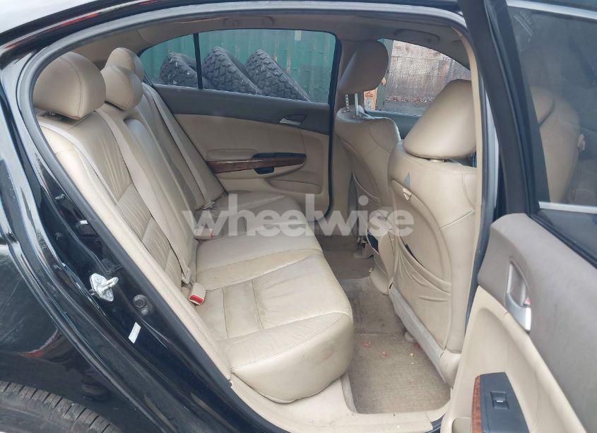 Photo 8 of 2010 Honda Accord 2.4 EX-L (VIN 1HGCP2F8XAA152463)