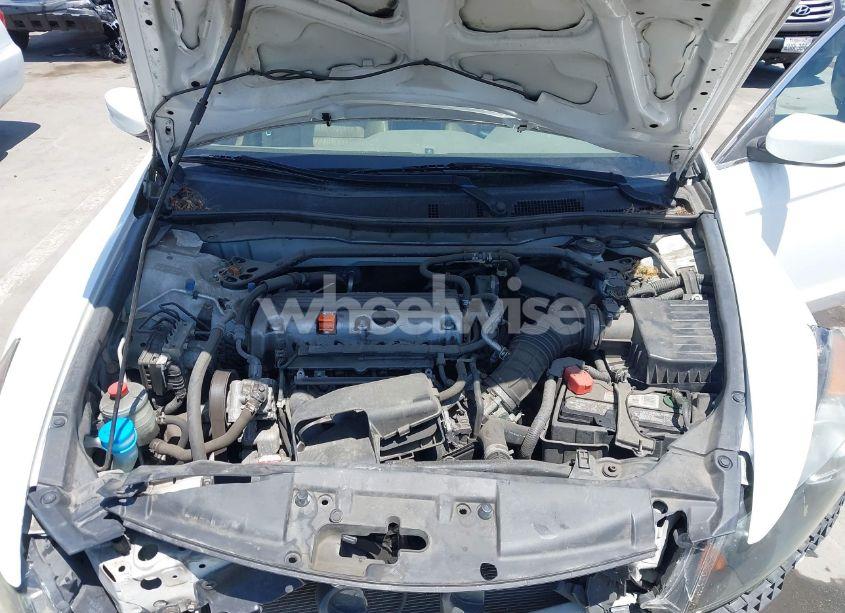Photo 10 of 2010 Honda Accord 2.4 EX-L (VIN 1HGCP2F8XAA156013)