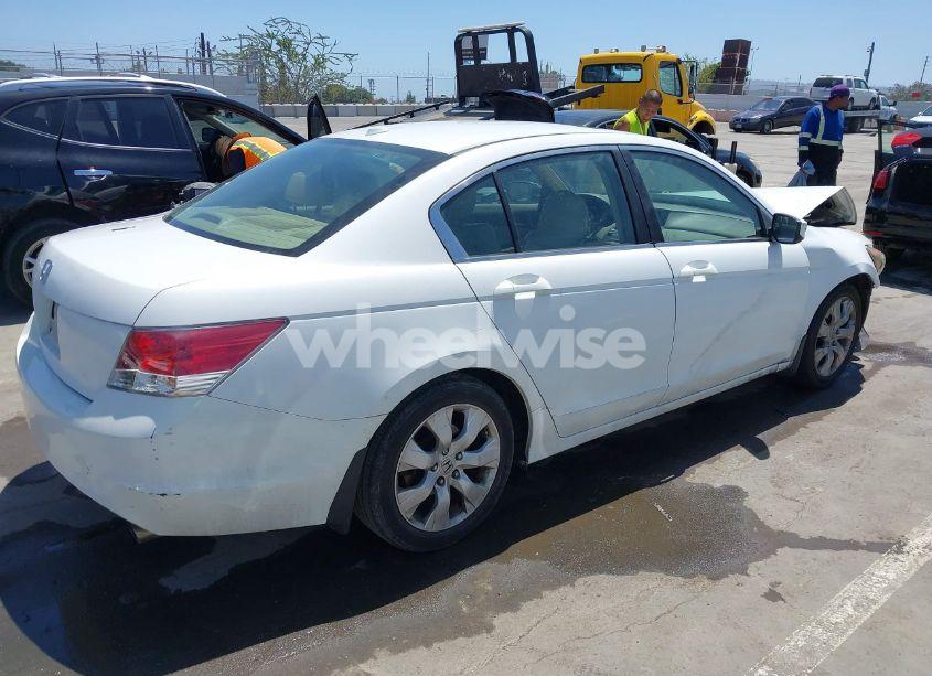 Photo 4 of 2010 Honda Accord 2.4 EX-L (VIN 1HGCP2F8XAA156013)