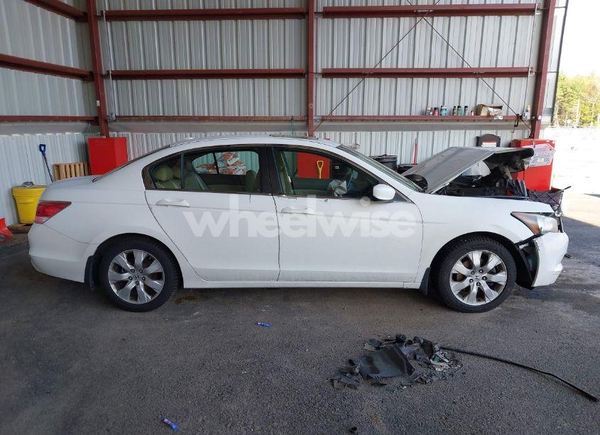 Photo 13 of 2010 Honda Accord 2.4 EX-L (VIN 1HGCP2F8XAA159218)