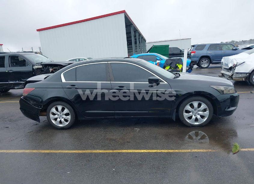 Photo 13 of 2010 Honda Accord 2.4 EX-L (VIN 1HGCP2F8XAA168369)