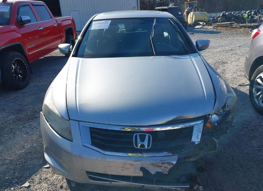 Photo 12 of 2010 Honda Accord 2.4 EX-L (VIN 1HGCP2F8XAA190761)