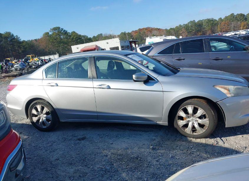 Photo 13 of 2010 Honda Accord 2.4 EX-L (VIN 1HGCP2F8XAA190761)