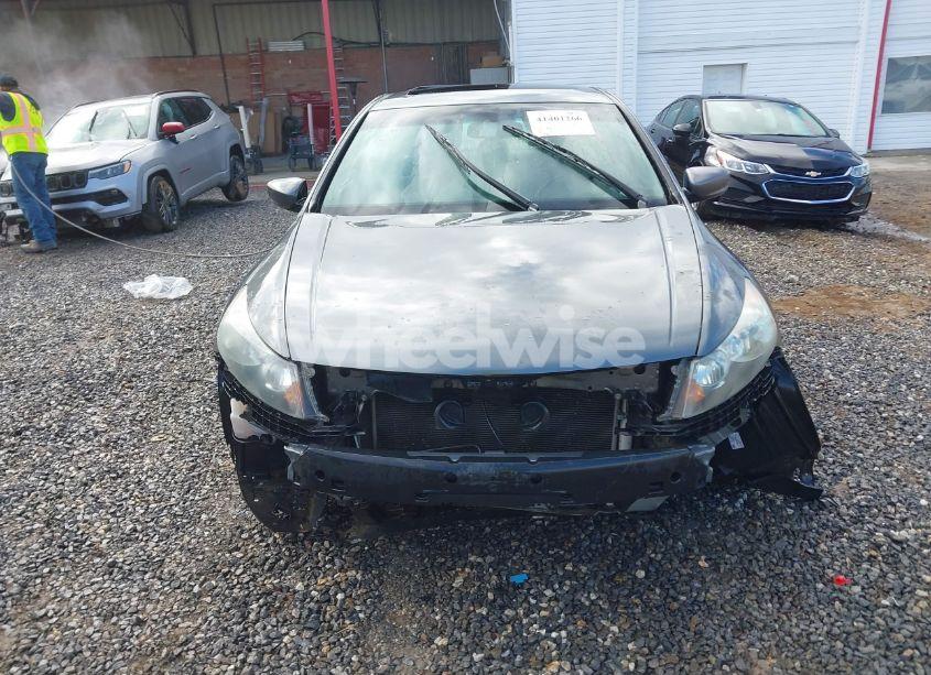 Photo 12 of 2011 Honda Accord 2.4 EX-L (VIN 1HGCP2F8XBA004718)