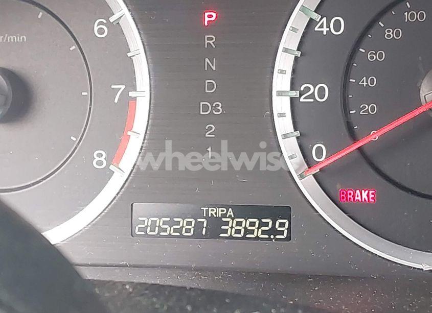 Photo 15 of 2011 Honda Accord 2.4 EX-L (VIN 1HGCP2F8XBA004718)