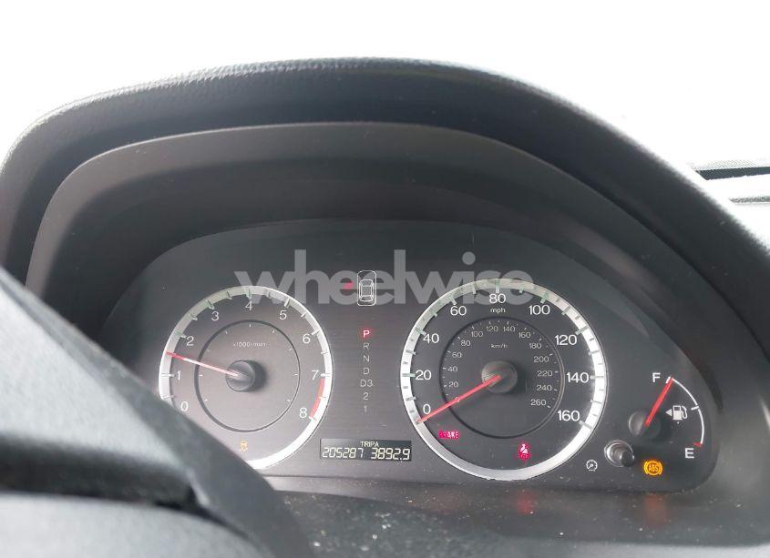 Photo 7 of 2011 Honda Accord 2.4 EX-L (VIN 1HGCP2F8XBA004718)