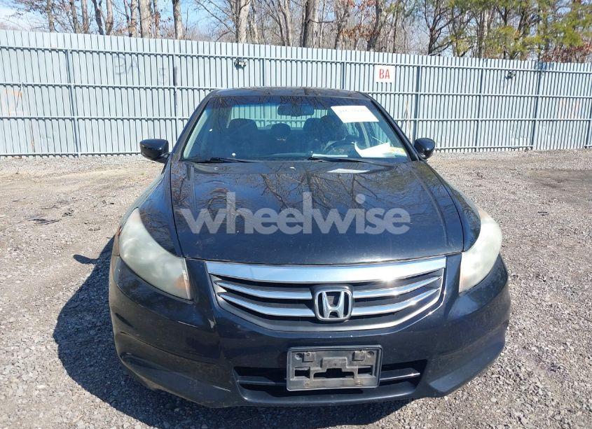 Photo 12 of 2011 Honda Accord 2.4 EX-L (VIN 1HGCP2F8XBA011667)