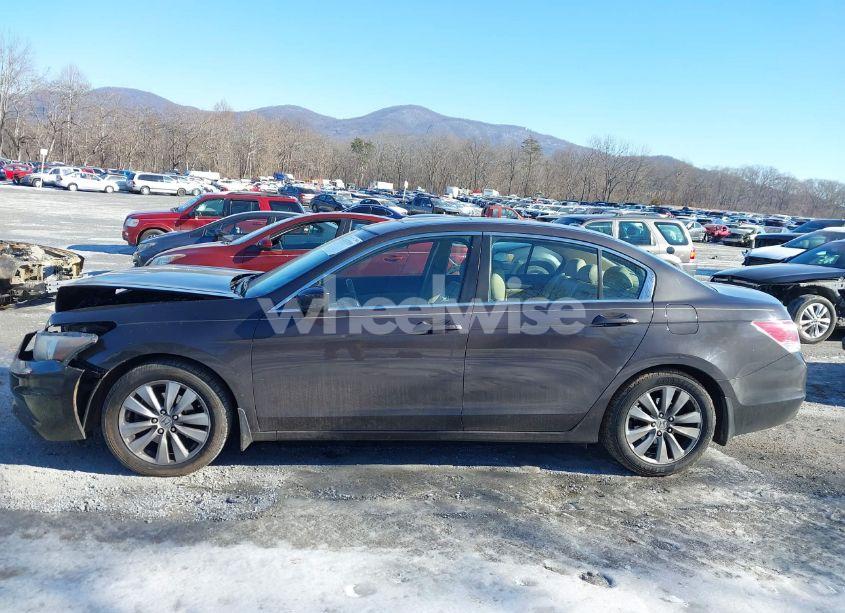 Photo 15 of 2011 Honda Accord 2.4 EX-L (VIN 1HGCP2F8XBA026959)