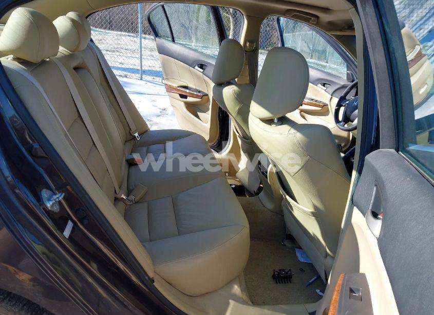 Photo 8 of 2011 Honda Accord 2.4 EX-L (VIN 1HGCP2F8XBA026959)