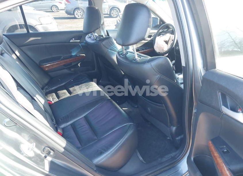 Photo 8 of 2011 Honda Accord 2.4 EX-L (VIN 1HGCP2F8XBA032566)