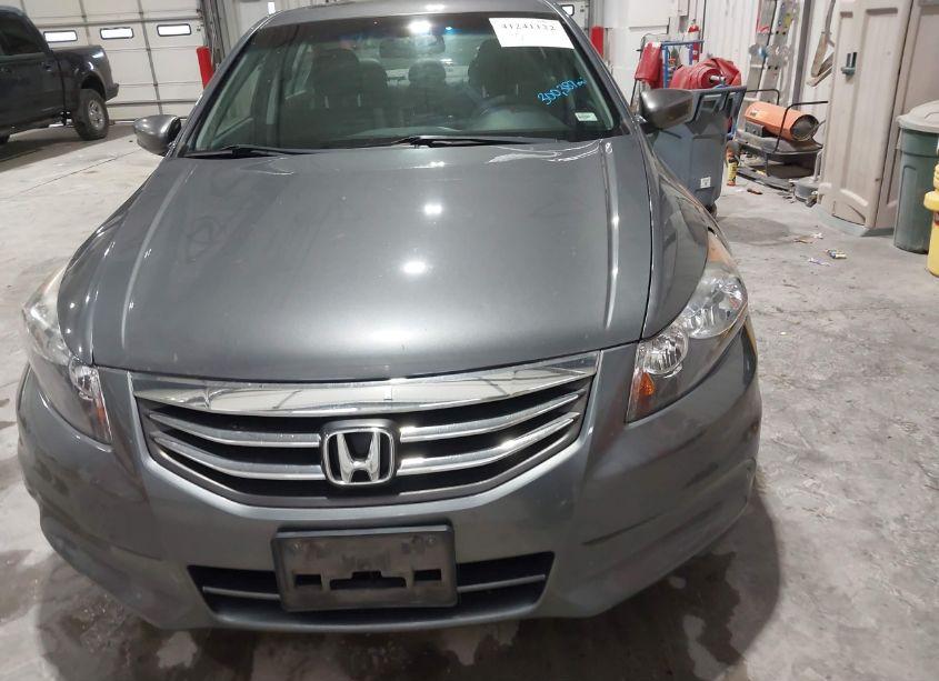 Photo 12 of 2011 Honda Accord 2.4 EX-L (VIN 1HGCP2F8XBA060545)